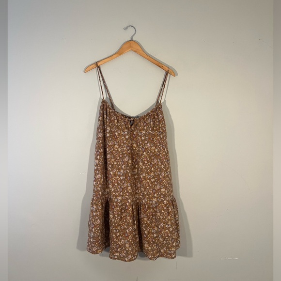 $14 ADD ON Old Navy women's brown floral print tiered dress size (M) neutral - Picture 3 of 5
